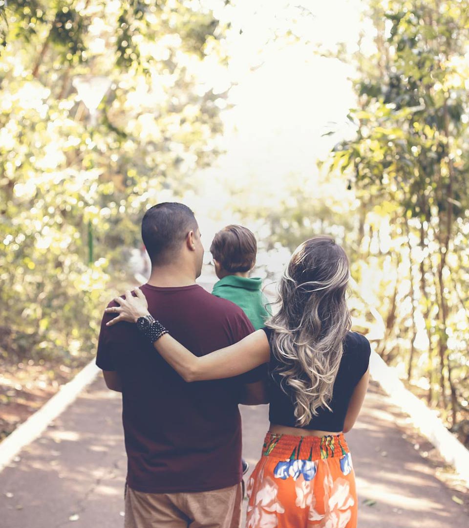 Family Walking Down A Path Vertical pexels-vidalbalielojrfotografia-2880897